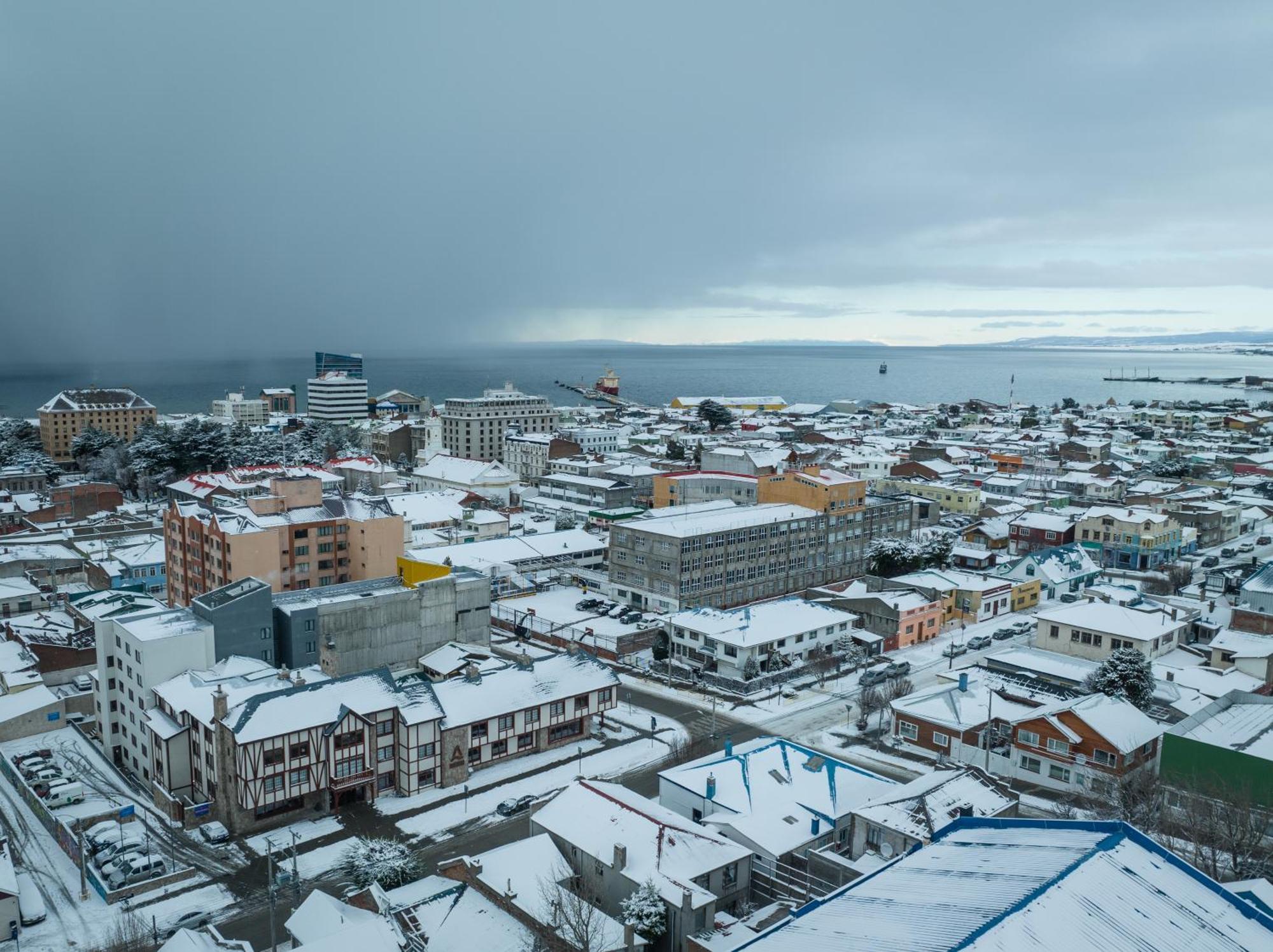 Almasur Punta Arenas Hotell Eksteriør bilde